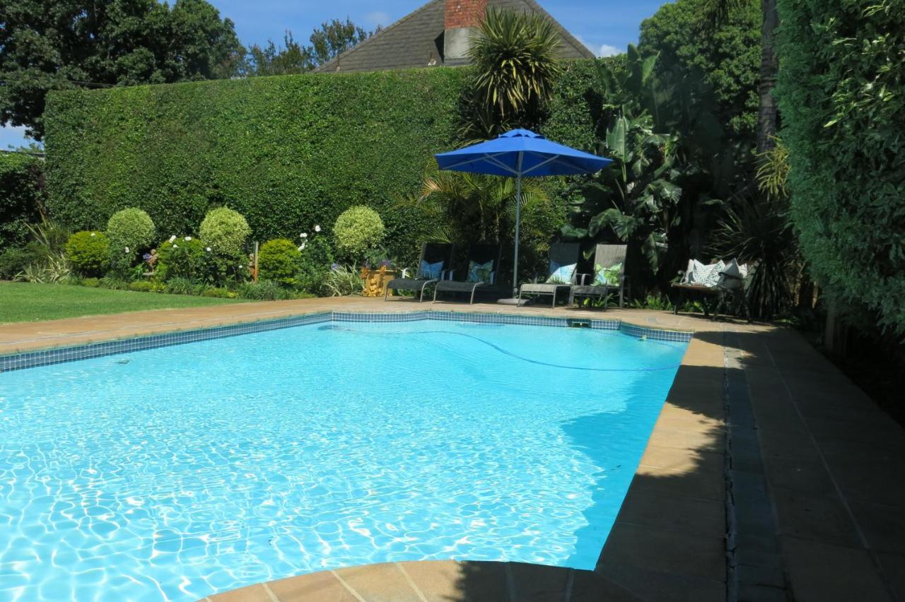 Oakvale Lodge Cape Town Exterior photo